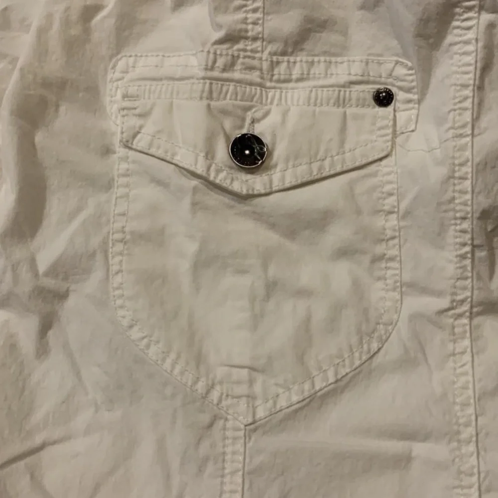 Y2K Cargo Drawstring Capris - Picture 6 of 8